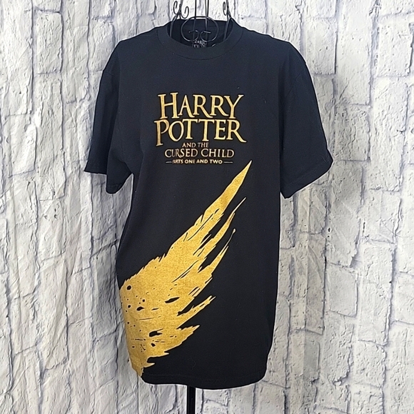 HARRY POTTER AND THE CURSED CHILD 1 & 2 Men's Graphic‎ Shirt Medium - Picture 1 of 8